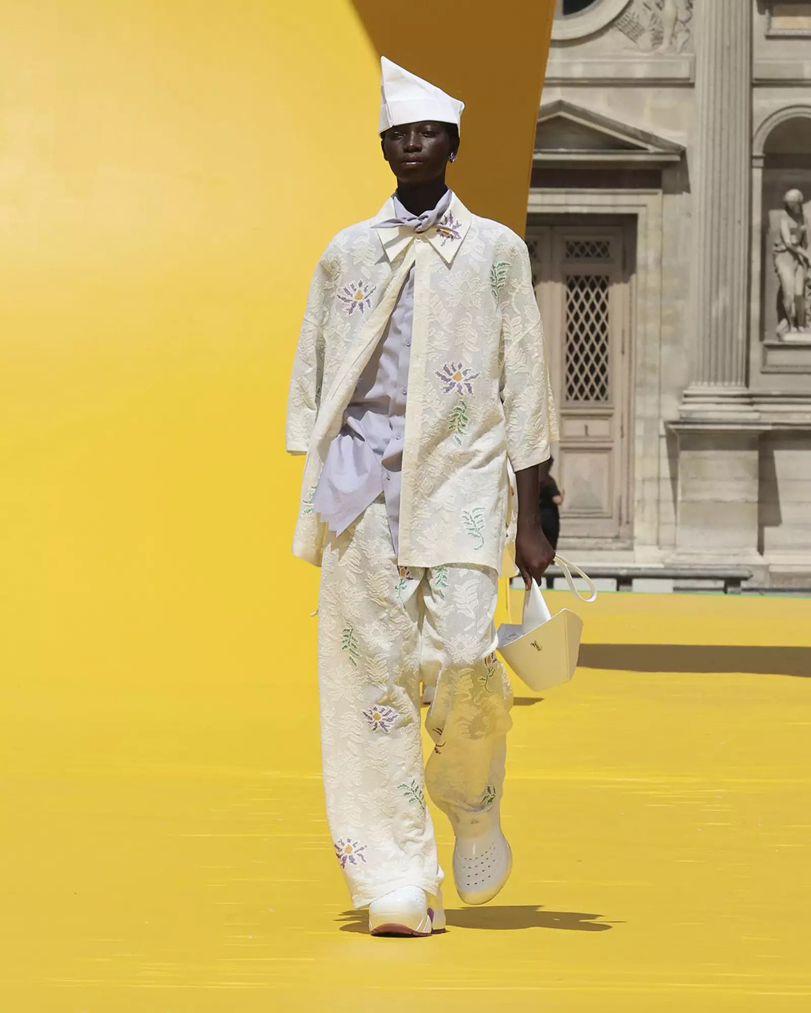 Tribute to Virgil Abloh – Rvce News, louis vuitton lv2 collection