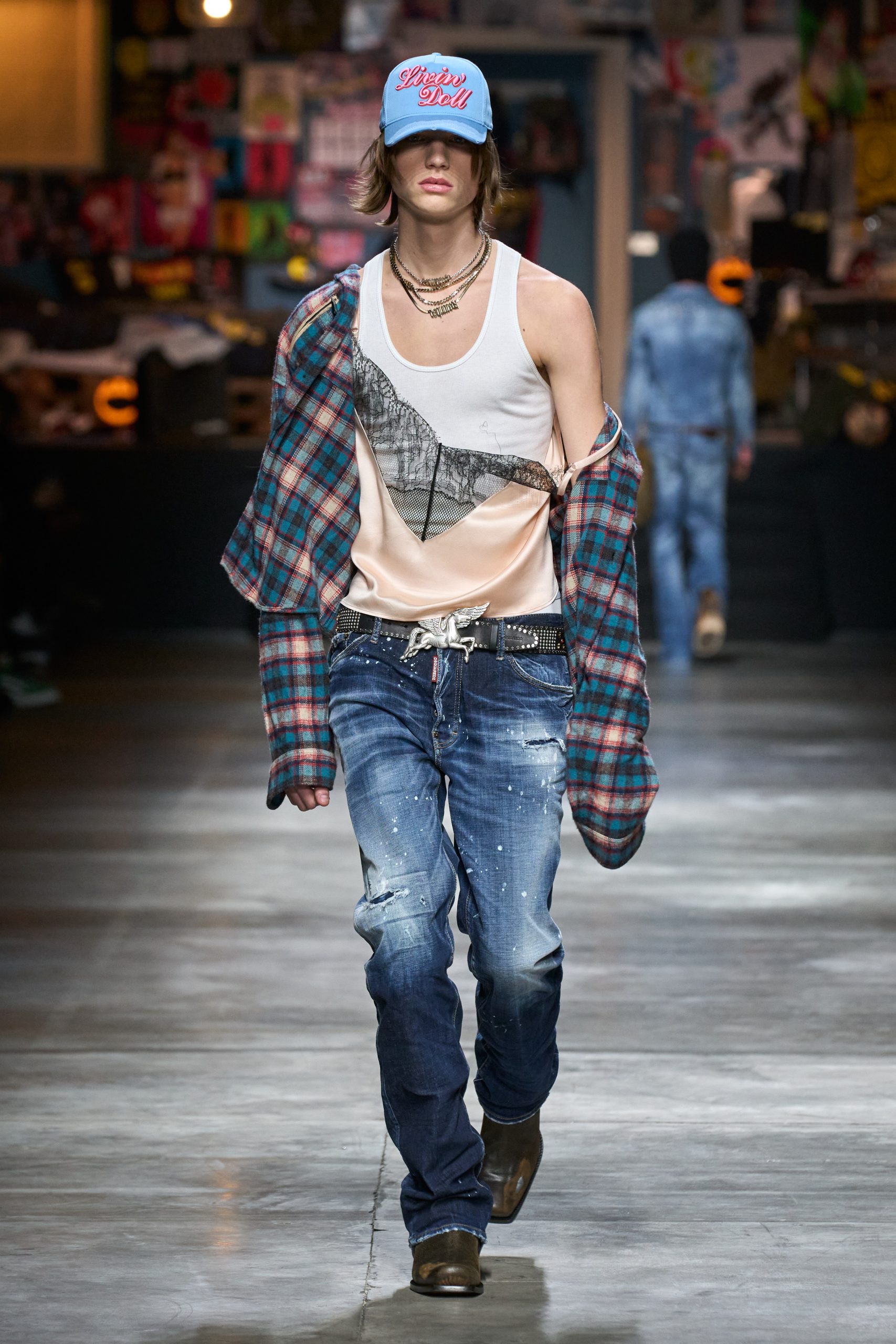 DSQUARED2 FALL WINTER 2023 CO-ED COLLECTION